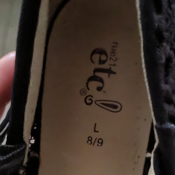 high heals - Picture 2 of 5